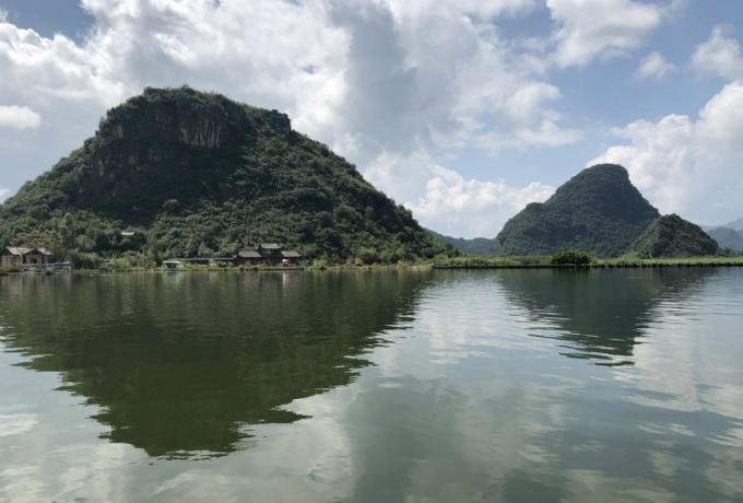 青島會議旅游大巴